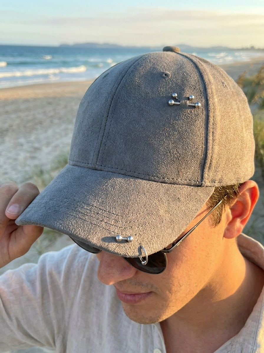 PIERCED CAP
